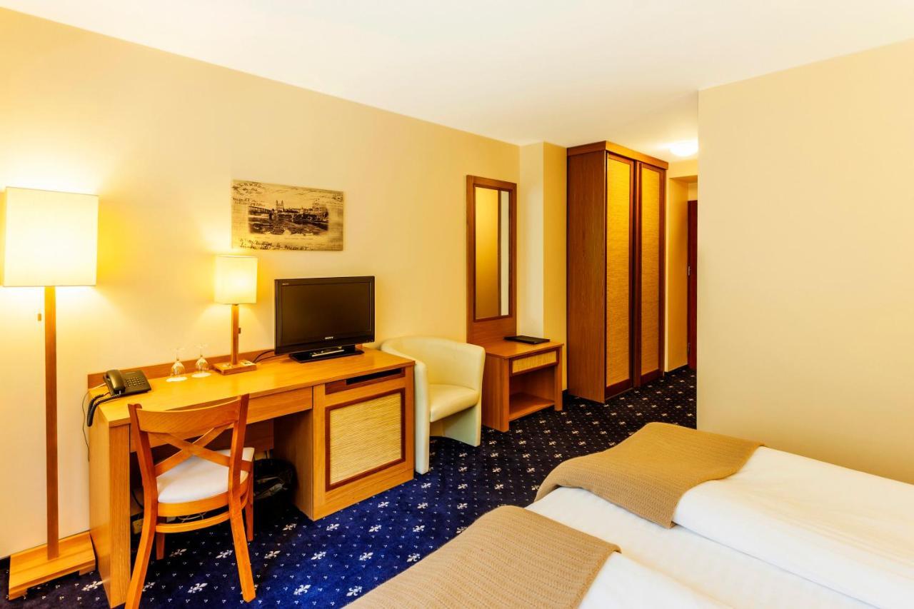 Park Villa Hotel Vilna Habitación foto